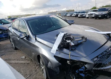 2018 Infiniti Q50 Luxe z USA, uszkodzony, nr VIN JN1EV7AP3JM590879